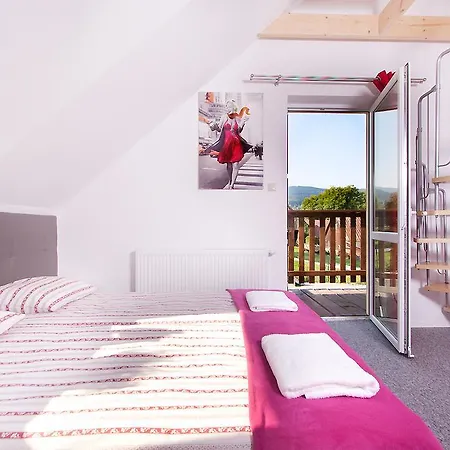 住宿加早餐酒店 Rosa 3*