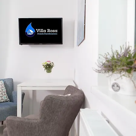 住宿加早餐酒店 Rosa 3*